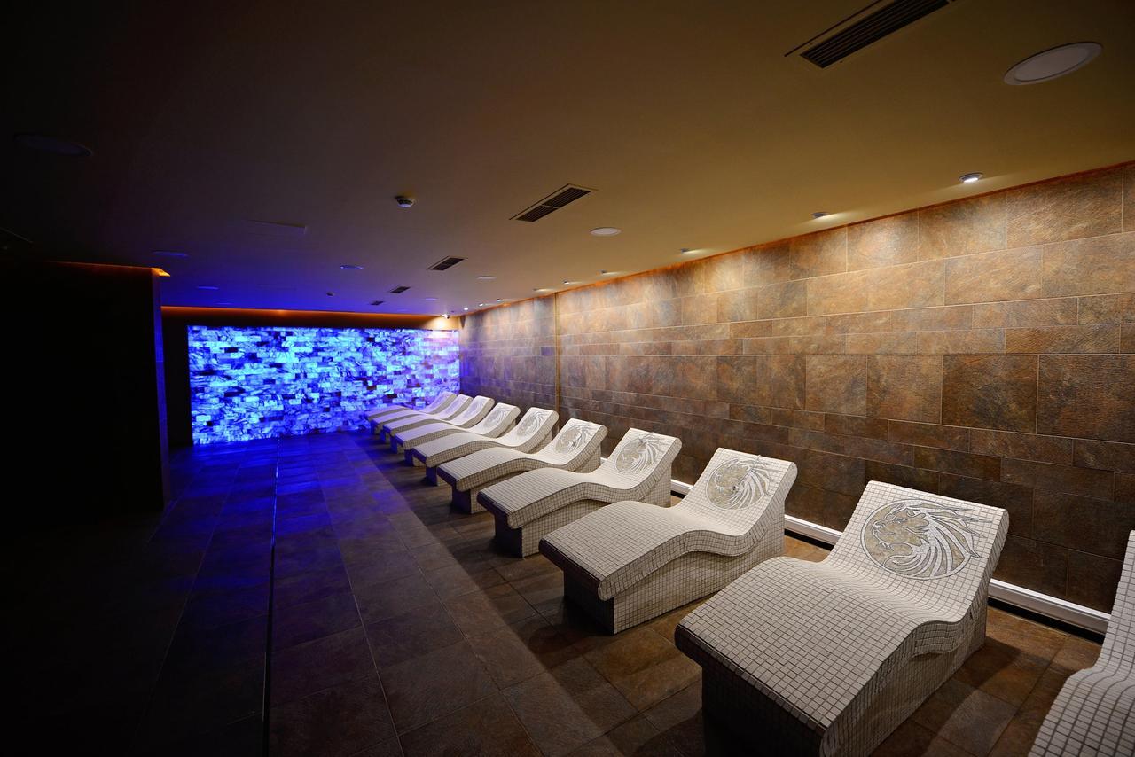 Luani-A Spa & Wellness Center Bahçallëk Extérieur photo